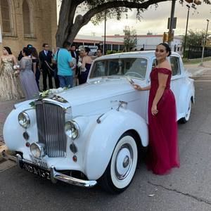 Meet your Posher, Samantha